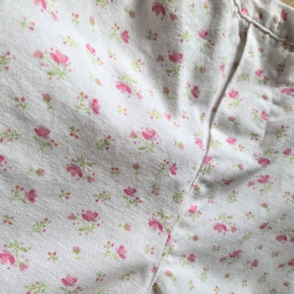 Vintage Y2K Disney white/pink dainty floral wide leg cropped pants - Picture 3 of 7